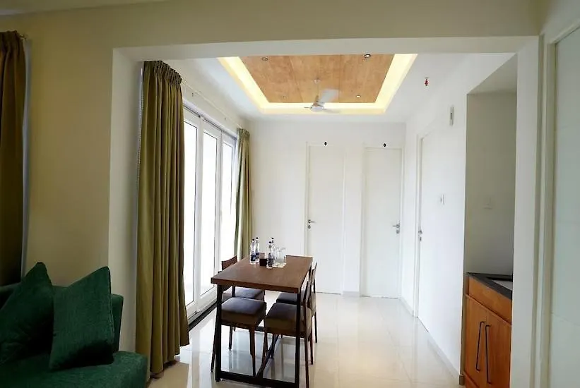 The Terrace Manjeri Hotel